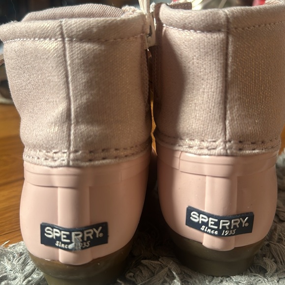 Sperry Girls Saltwater Duck Boot  Rose Glitter 8 - Picture 8 of 8